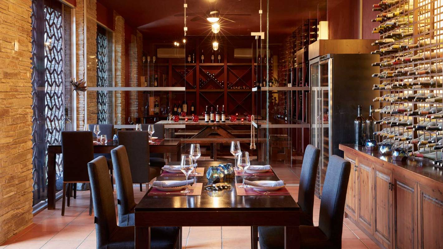 Eagles Palace Halkidiki Vinum Restaurant